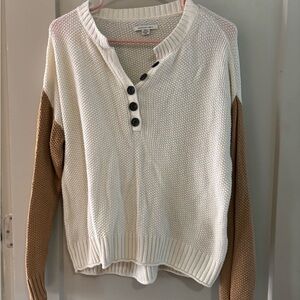 American Eagle Outfitters Cream and Tan Button Sweater